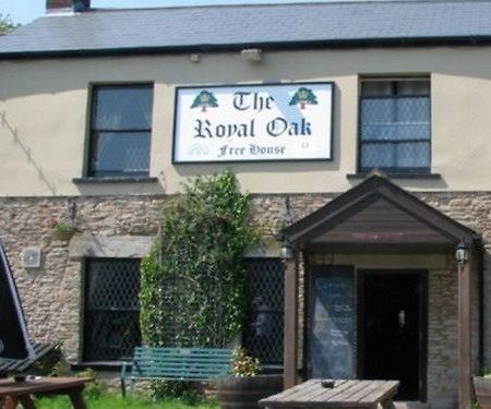 The Royal Oak Hotel Lydney Exterior photo